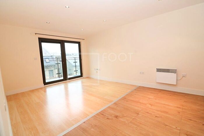 2 Bedroom Flat To Rent In Unfurnished, The Empress, Bradford, BD1