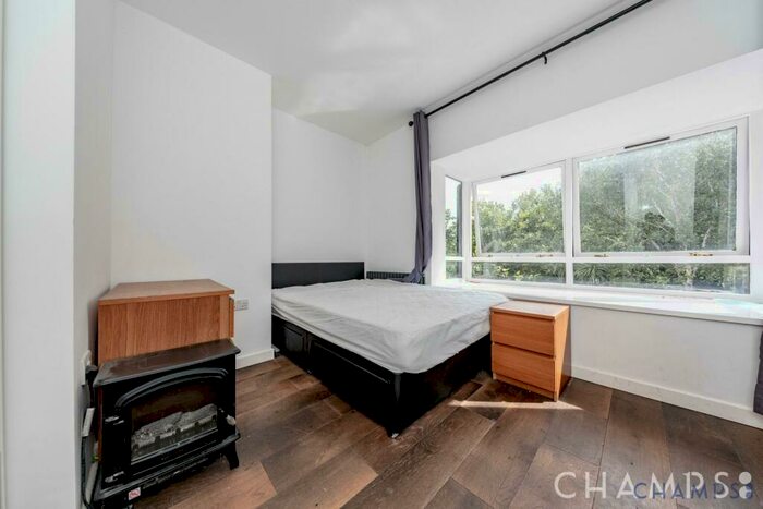 Studio To Rent In Ironmongers Place, London, E14