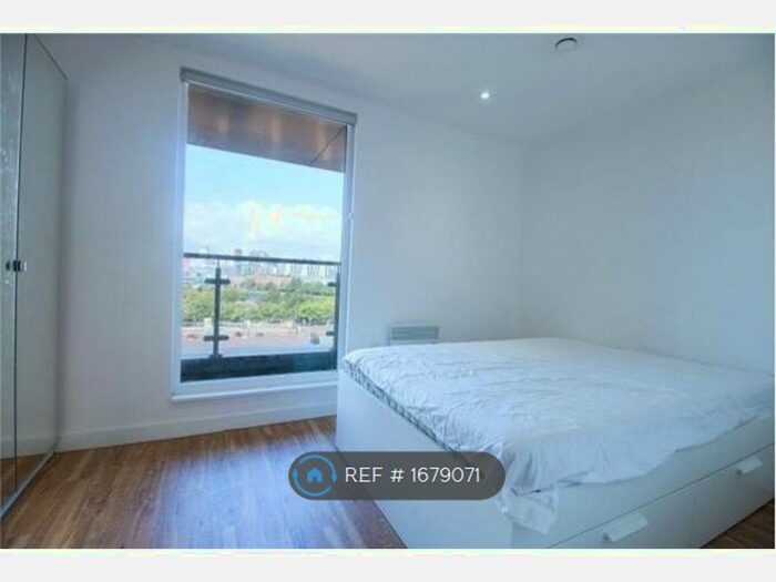 2 Bedroom Flat To Rent In The Exchange, Salford, M5
