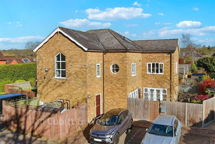 2 Bedroom Apartment For Sale In Canterbury Mews, Oxshott, Leatherhead, Surrey, KT22