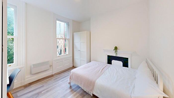 4 Bedroom Flat To Rent In Flat, , St Nicholas Street, BS1