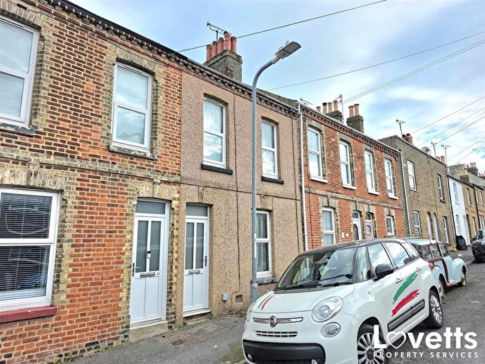 3 Bedroom Terraced House For Sale In Finsbury Road, Ramsgate, CT11