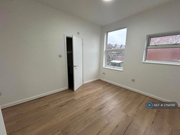 2 Bedroom Flat To Rent In Gulson Road-, Coventry, CV1