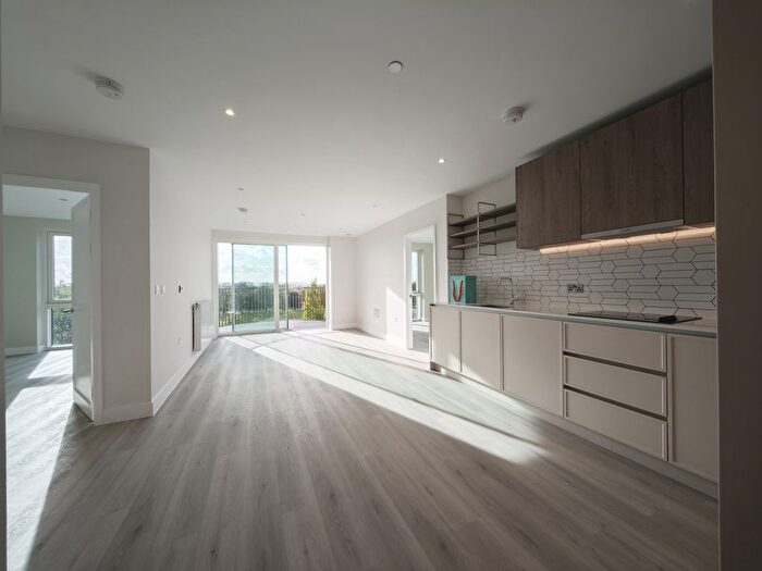 2 Bedroom Flat To Rent In Bufton House, Astell Road, Blackheath, SE3