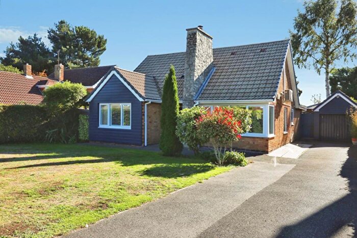3 Bedroom Detached Bungalow For Sale In Ingham Road, Bawtry, Doncaster, DN10