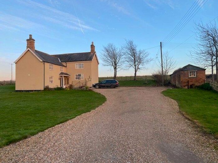 4 Bedroom Detached House To Rent In Limber, Grimsby DN37