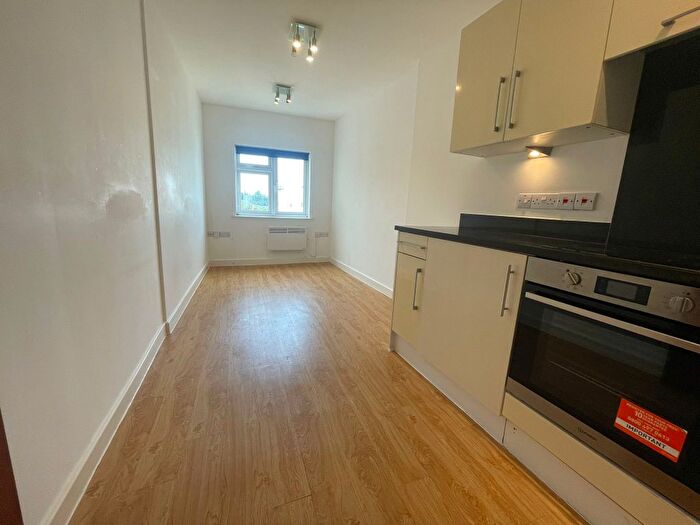 1 Bedroom Flat To Rent In High Street, Harrow, HA3