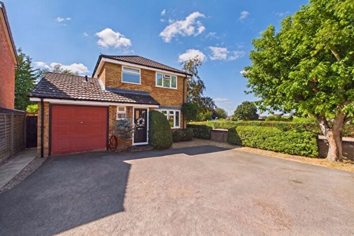 3 Bedroom Detached House For Sale In Chaplin Walk, Great Cornard, CO10