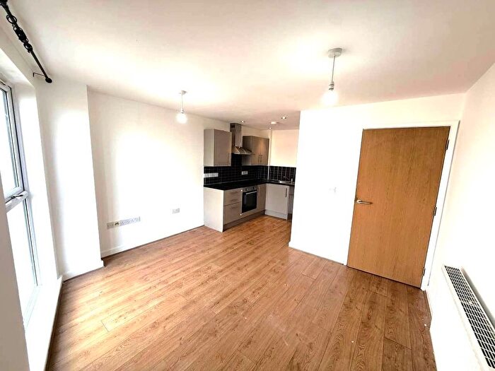 1 Bedroom Flat To Rent In Heelis Street, Heelis Street, S70