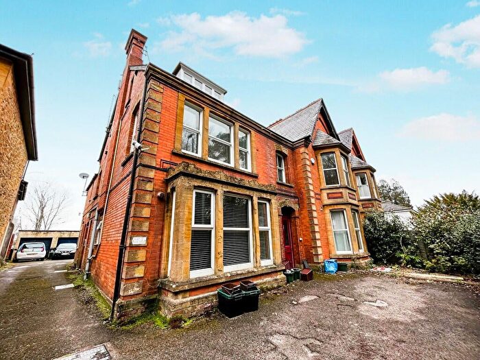 1 Bedroom Flat For Sale In Hendford Hill, Yeovil, BA20