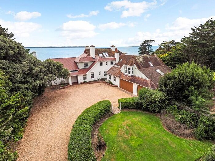 6 Bedroom Detached House For Sale In Crofton Avenue, Hill Head, PO13