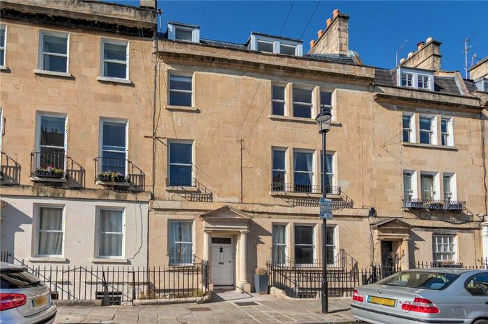 2 Bedroom Apartment To Rent In Rivers Street, Bath, Somerset, BA1