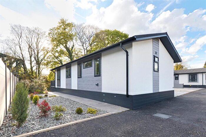 2 Bedroom Bungalow For Sale In Station Road, Bamford, Hope Valley, S33