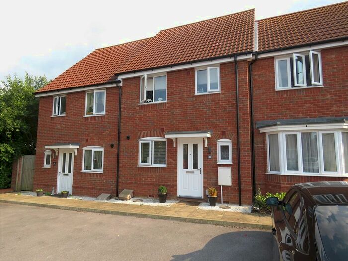 Houses for sale in Saint Neots, PE19, Cambridgeshire