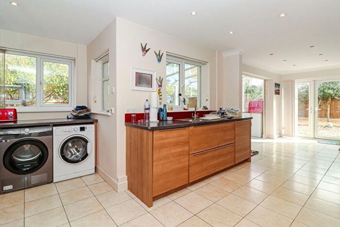 4 Bedroom Detached House For Sale In Highlands Lane, Gerrards Cross, SL9