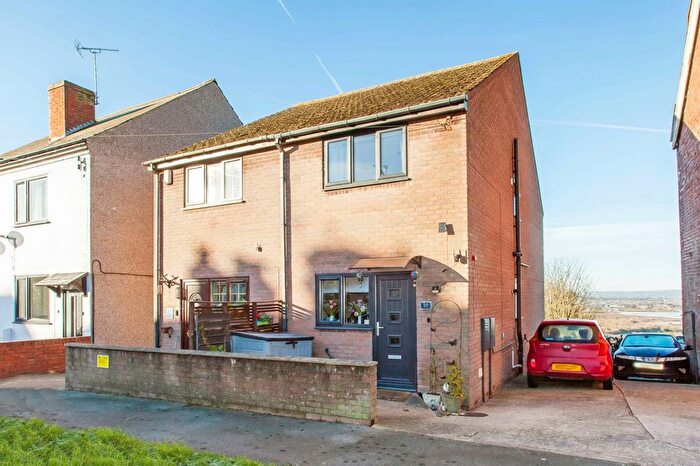 2 Bedroom Semi Detached House For Sale In Shuttlewood Road, Bolsover, S44
