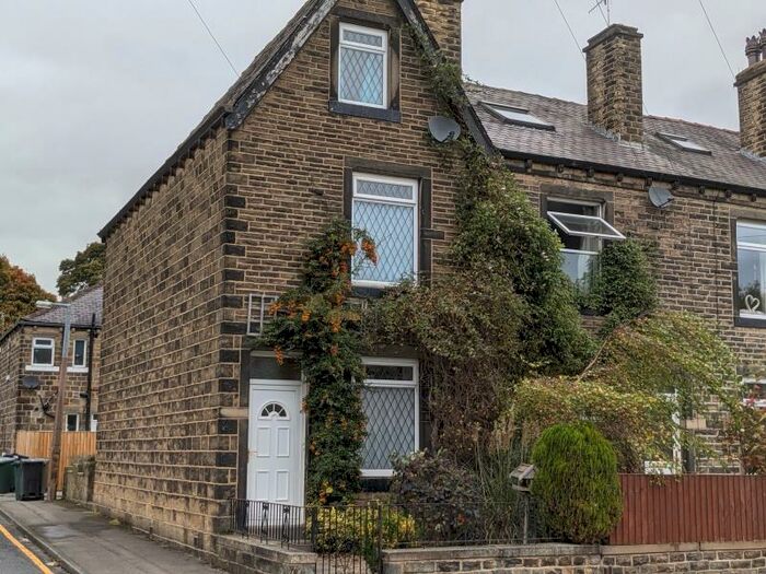 4 Bedroom Property To Rent In Sycamore Avenue, Bingley, BD16