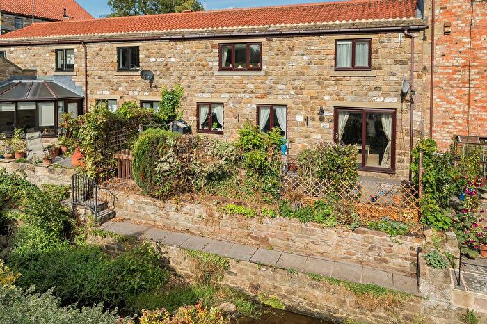 3 Bedroom Property For Sale In Low Mill Court, Shaw Mills, HG3