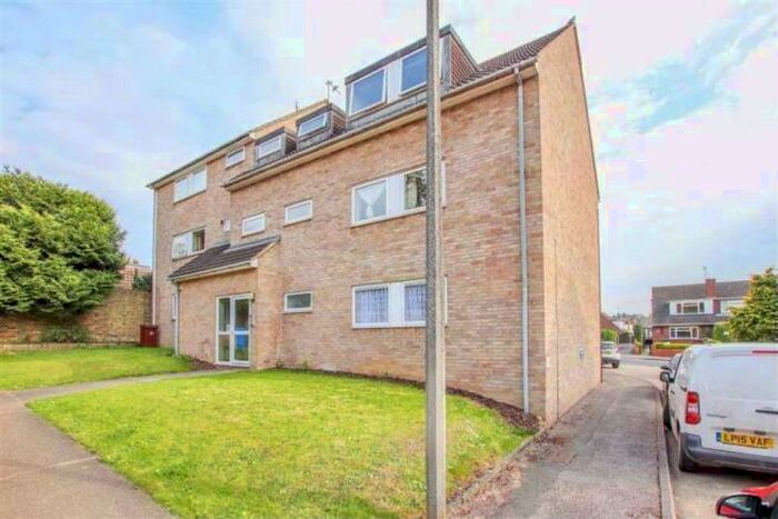 1 Bedroom Apartment To Rent In Bourne Close, Ware, SG12