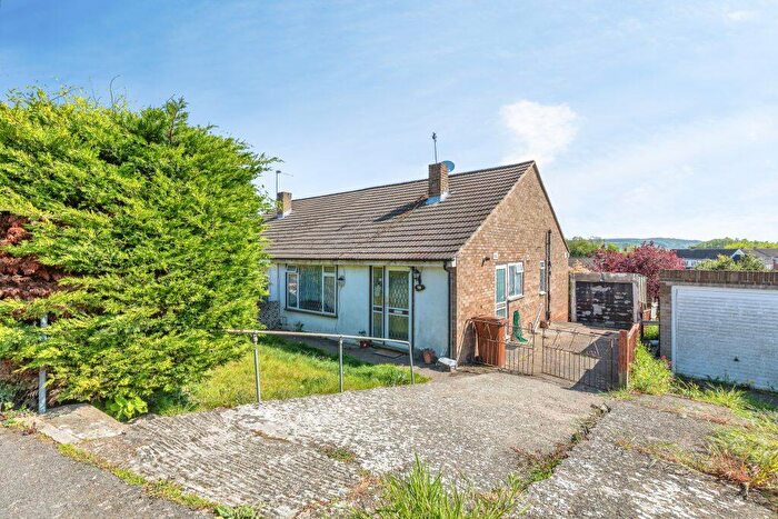 2 Bedroom Semi-Detached Bungalow For Sale In Merrals Wood Road, Rochester, ME2