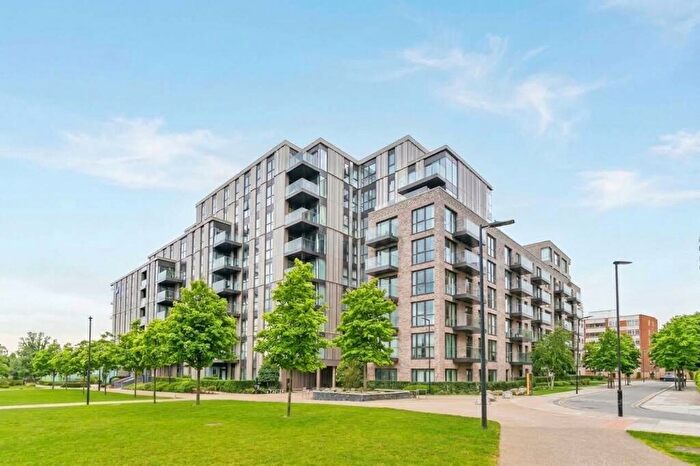1 Bedroom Apartment For Sale In Hartingtons Court, Woodberry Down, N4