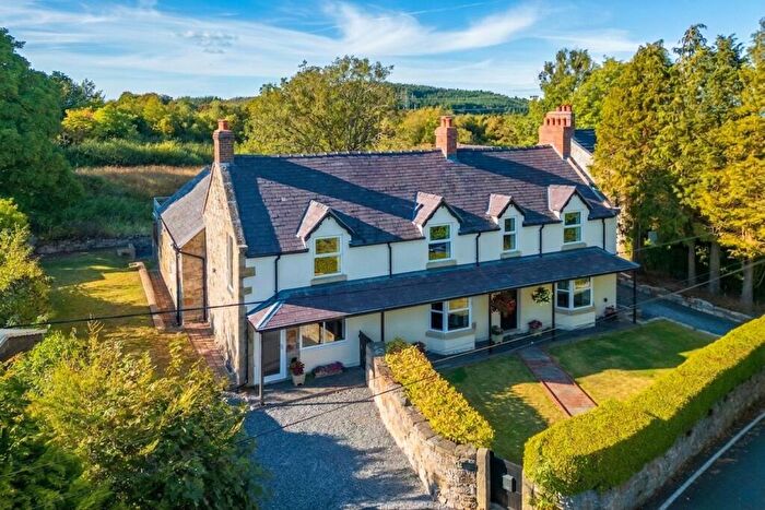 6 Bedroom Detached House For Sale In Cefn Road, Bwlchgwyn, LL11