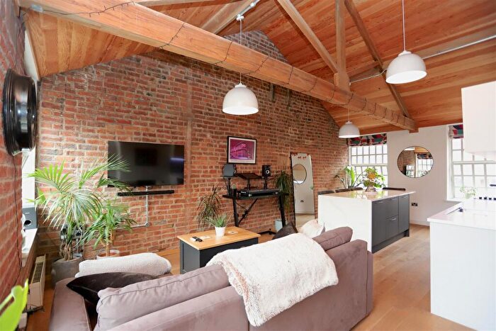 2 Bedroom Apartment For Sale In Murrays' Mill, Ancoats, M4