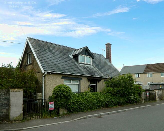 2 Bedroom Detached House For Sale In Wyncote Bungalow, Bryn Pica, Tredegar, Blaenau Gwent., NP22