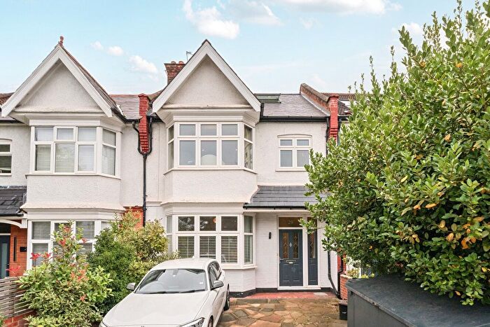 5 Bedroom Terraced House For Sale In Kings Avenue, London, SW4