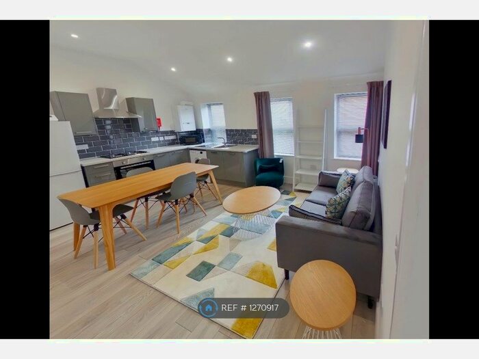 2 Bedroom Flat To Rent In Portland Street, Lincoln, LN5