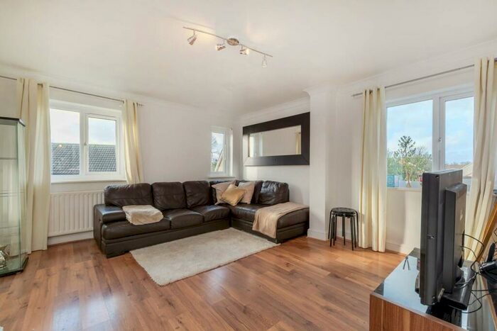 1 Bedroom Flat To Rent In Selhurst Road, Selhurst, London, SE25