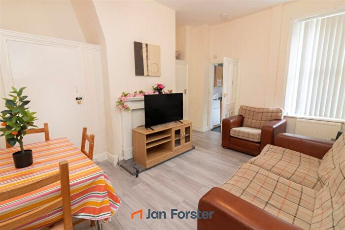2 Bedroom Flat For Sale In Stanton Street, Newcastle Upon Tyne, NE4