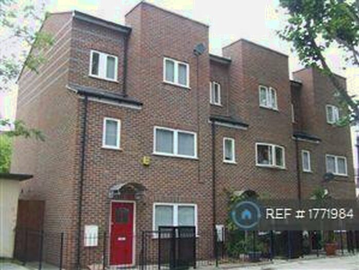 3 Bedroom End Of Terrace House To Rent In Shetland Road, London, E3