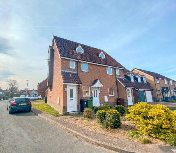 1 Bedroom Maisonette To Rent In Yew Tree Road, Attleborough, NR17