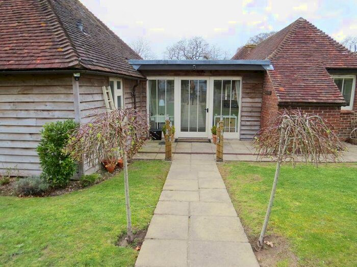 2 Bedroom Cottage To Rent In Liphook, Nr Milland / Midhurst / Haslemere, Hampshire, GU30