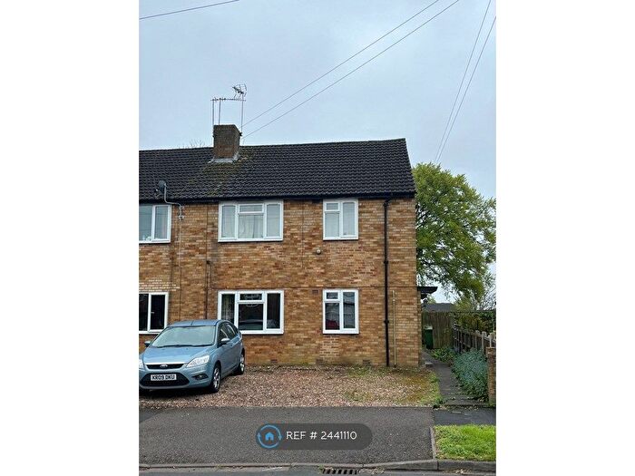 2 Bedroom Maisonette To Rent In Acacia Road, Leamington Spa, CV32