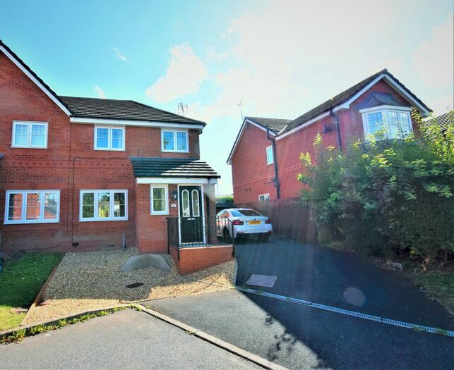 3 Bedroom Detached House To Rent In Heulfan Way, Gwersyllt, LL11