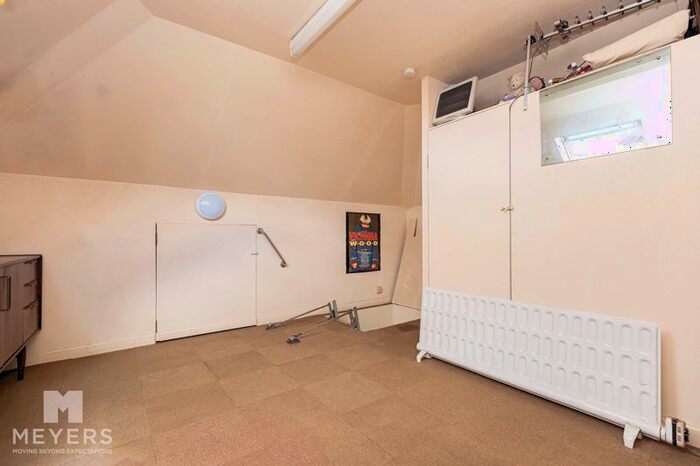 2 Bedroom Bungalow For Sale In Glendale Road, Bournemouth, BH6