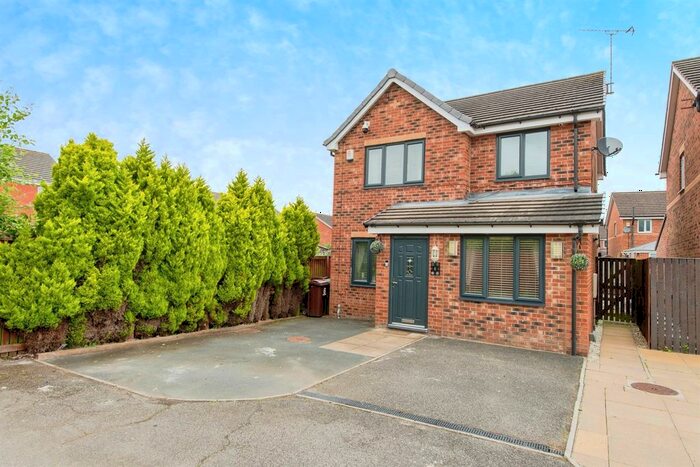 3 Bedroom Detached House For Sale In Whitwell Main, Streethouse, Pontefract, WF7