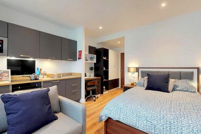 Studio To Rent In Apt, Gravity Residence #, L2