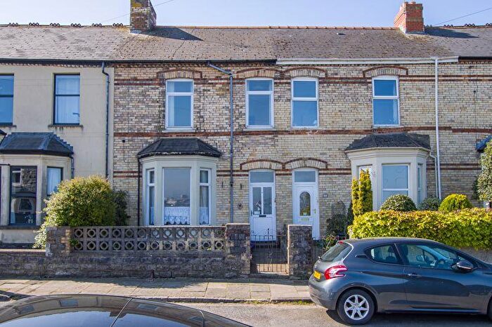 3 Bedroom Terraced House For Sale In Pembroke Terrace, Penarth, CF64