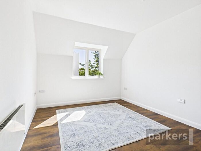 2 Bedroom Apartment For Sale In Welch Way, Witney, Oxfordshire, OX28