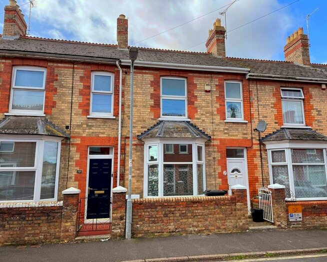 3 Bedroom Terraced House To Rent In Winchester Street, Taunton, TA1