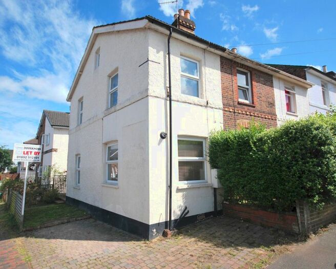 2 Bedroom Terraced House To Rent In Vernon Road, Tunbridge Wells, TN1