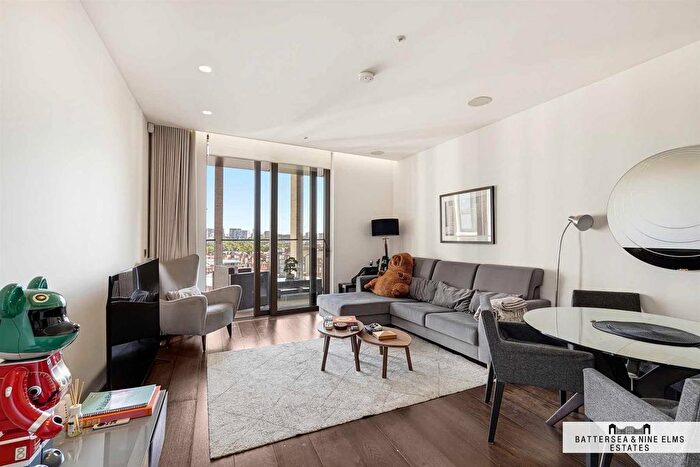 2 Bedroom Flat For Sale In Kings Gate Walk, London, SW1E