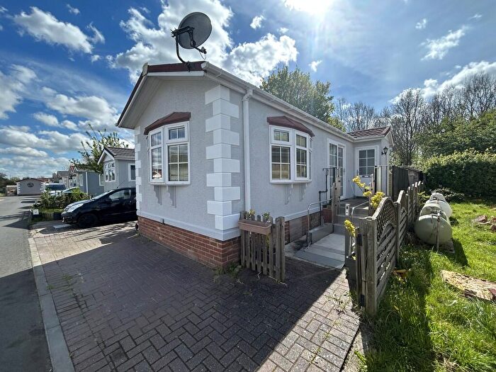 2 Bedroom Mobile Home For Sale In Galley Hill, Waltham Abbey, EN9