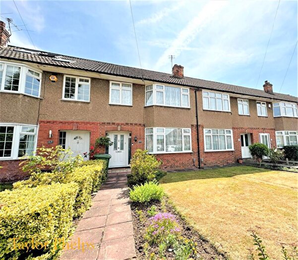 3 Bedroom Semi-Detached House To Rent In Goffs Lane, Goffs Oak, EN7