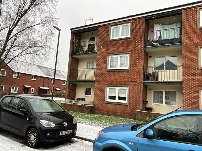 2 Bedroom Flat For Sale In Shawcroft, Ashbourne, DE6