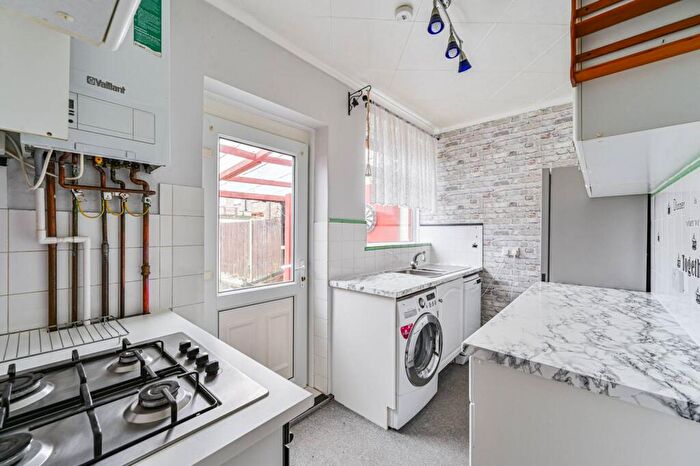 3 Bedroom Terraced House To Rent In Woodbank Road, Downham, Bromley, BR1