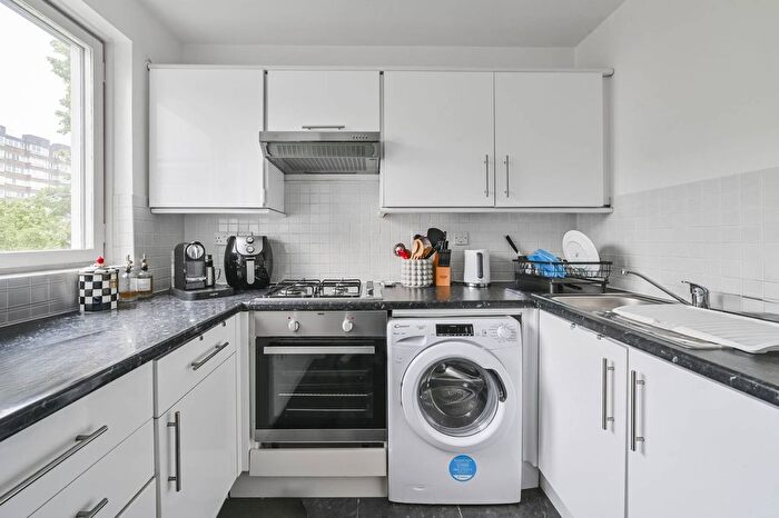 2 Bedroom Flat To Rent In Devonport, Southwick Street, Hyde Park Estate, London, W2